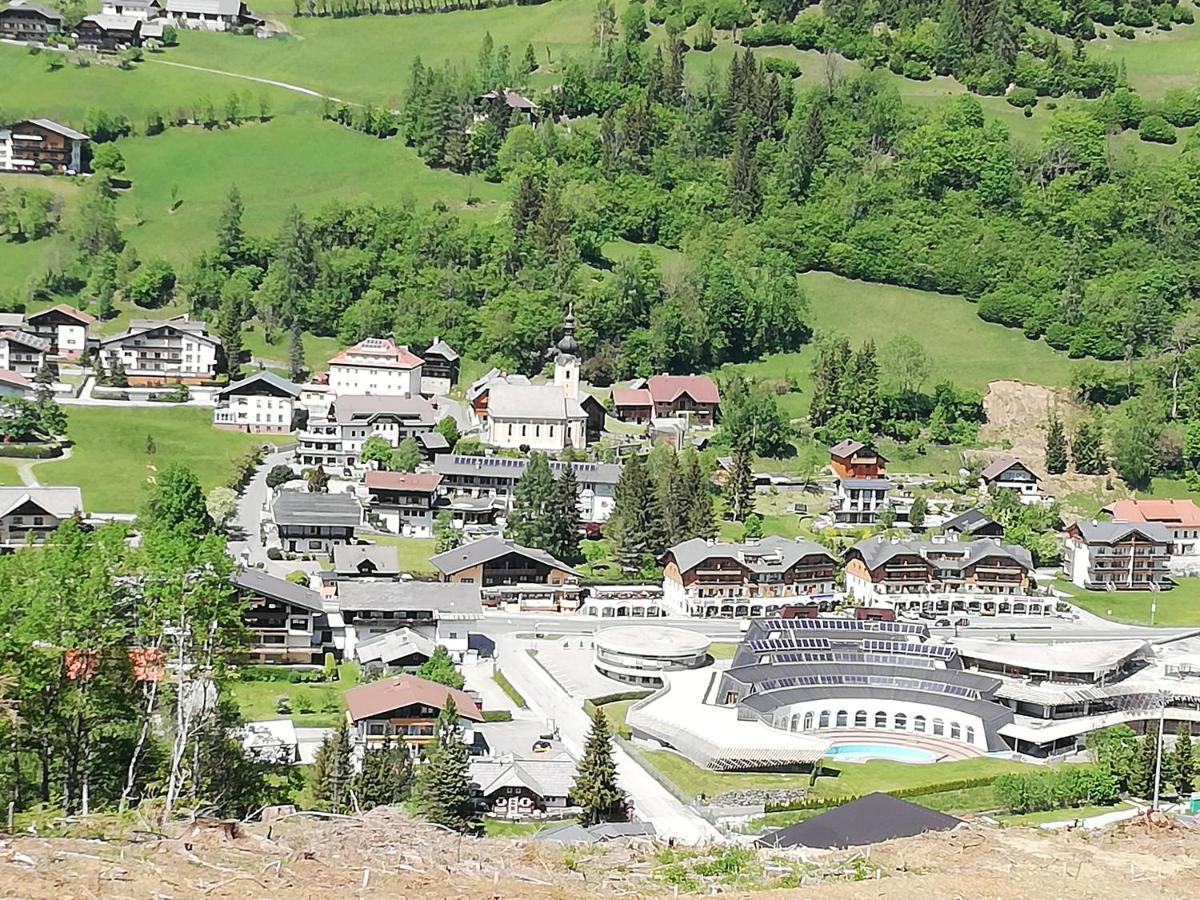 Hotel Kirchenwirt Bad Kleinkirchheim Eksteriør billede