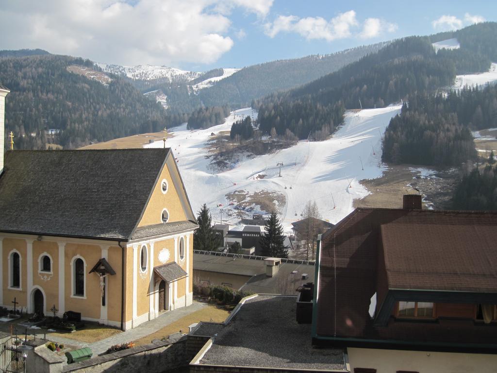 Hotel Kirchenwirt Bad Kleinkirchheim Eksteriør billede
